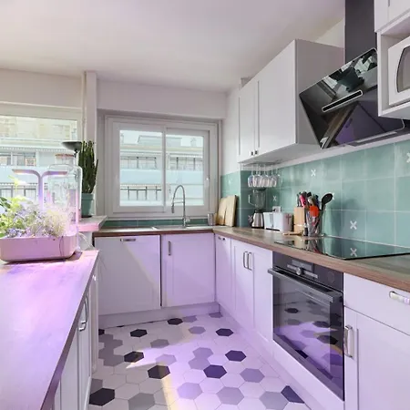 Residor - Warm And Bright 5p Apartment!