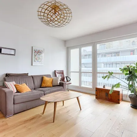 דירה Residor - Warm And Bright 5p Apartment! *